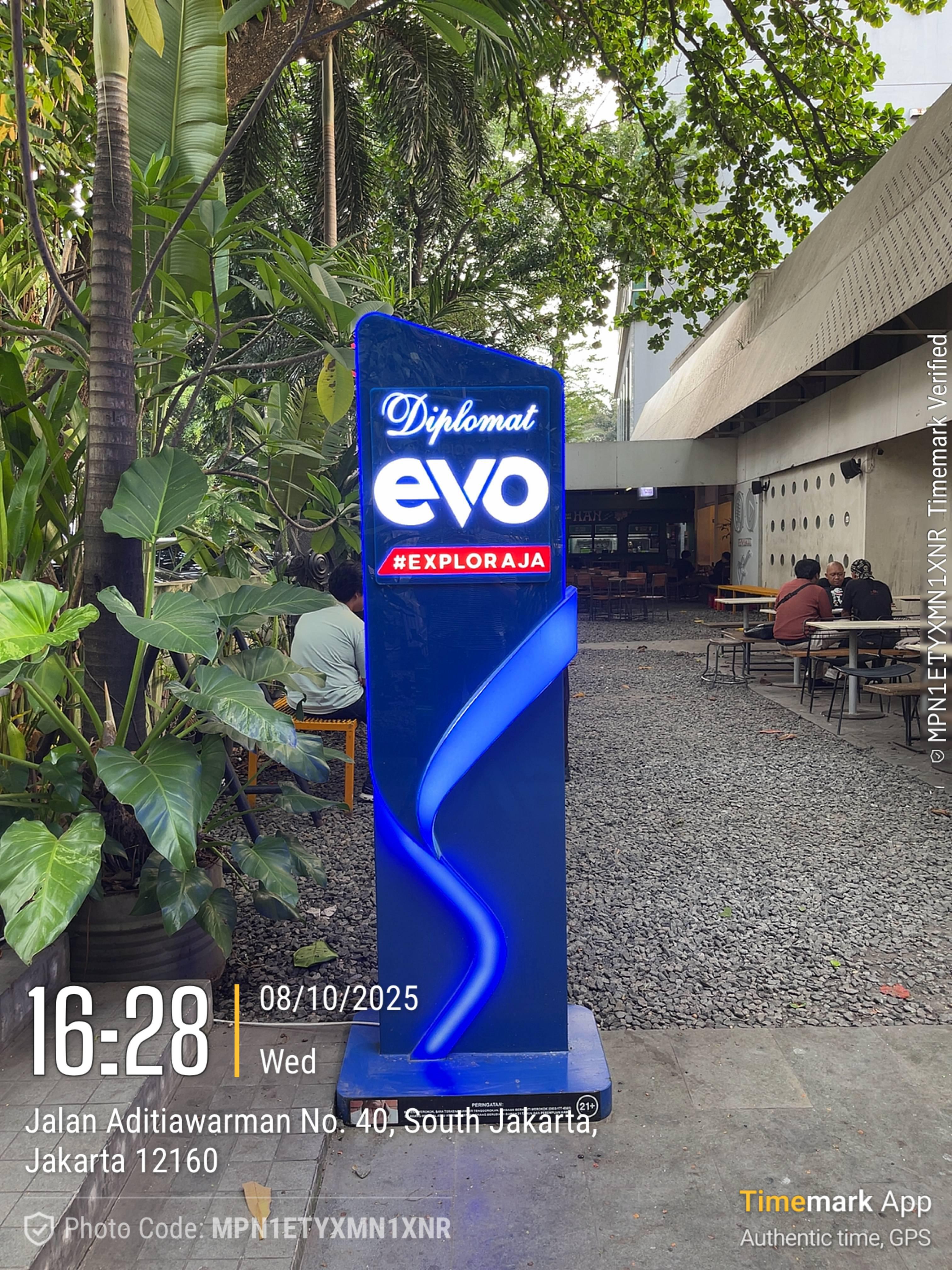 Totem - Evo by Wismilak Group to LCC Adityawarman